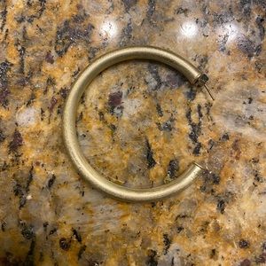 Single Shelia Fajl earring